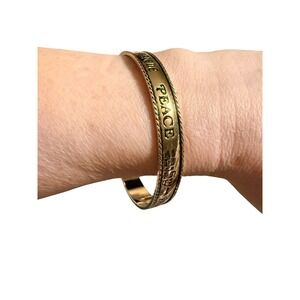 Avon Vintage Gold Tone Peace Multi Language Engraved Cuff Bangle Bracelet